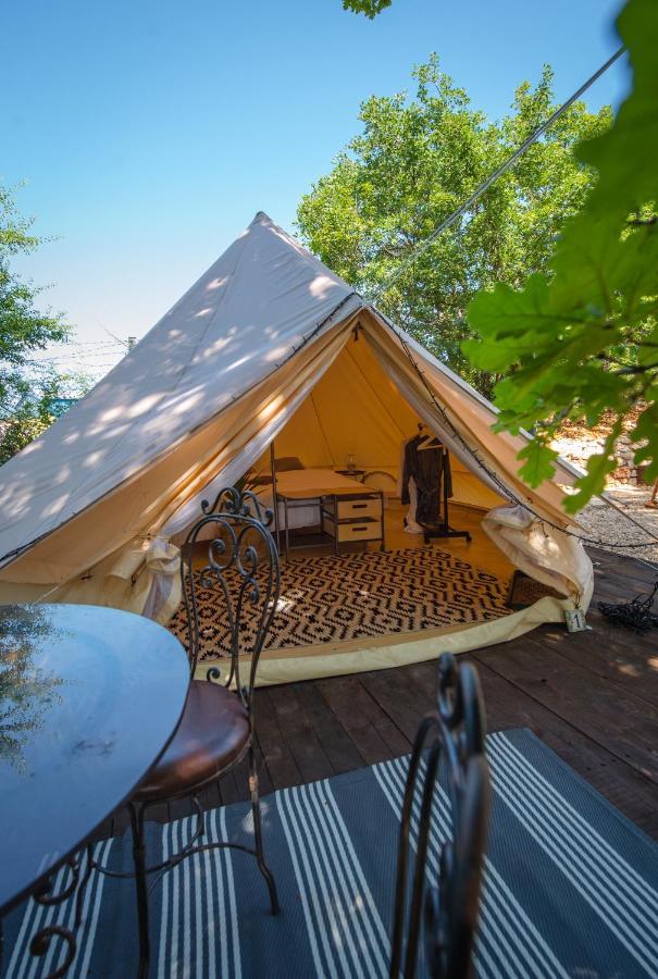 Rock Oak Camping 2 Imotski Exterior foto